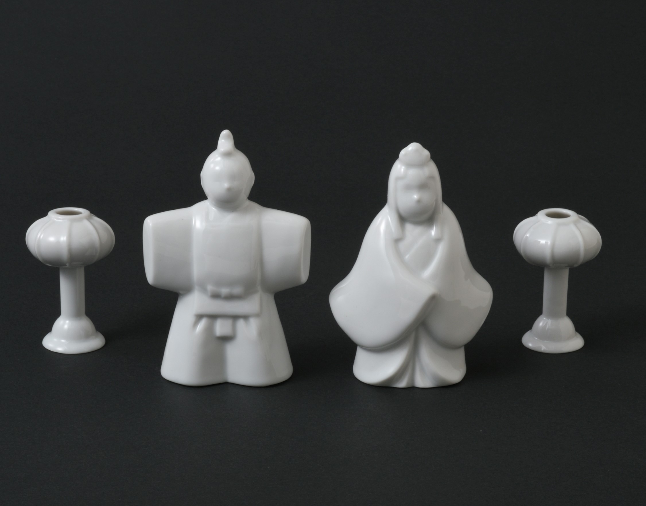 ポーセラーツ チャイナペイント 白磁 雛人形 兜 ティーフォー